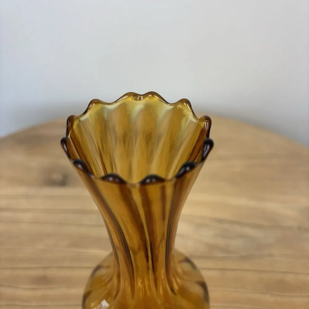 Vintage Art Glass Bud Vase Yellow Amber Clear Stem Hand Blown Scalloped Edge - Picture 4 of 9